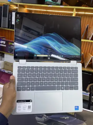 New Laptop HP OmniBook 5 Flip 16GB Intel Core 7 SSD 512GB