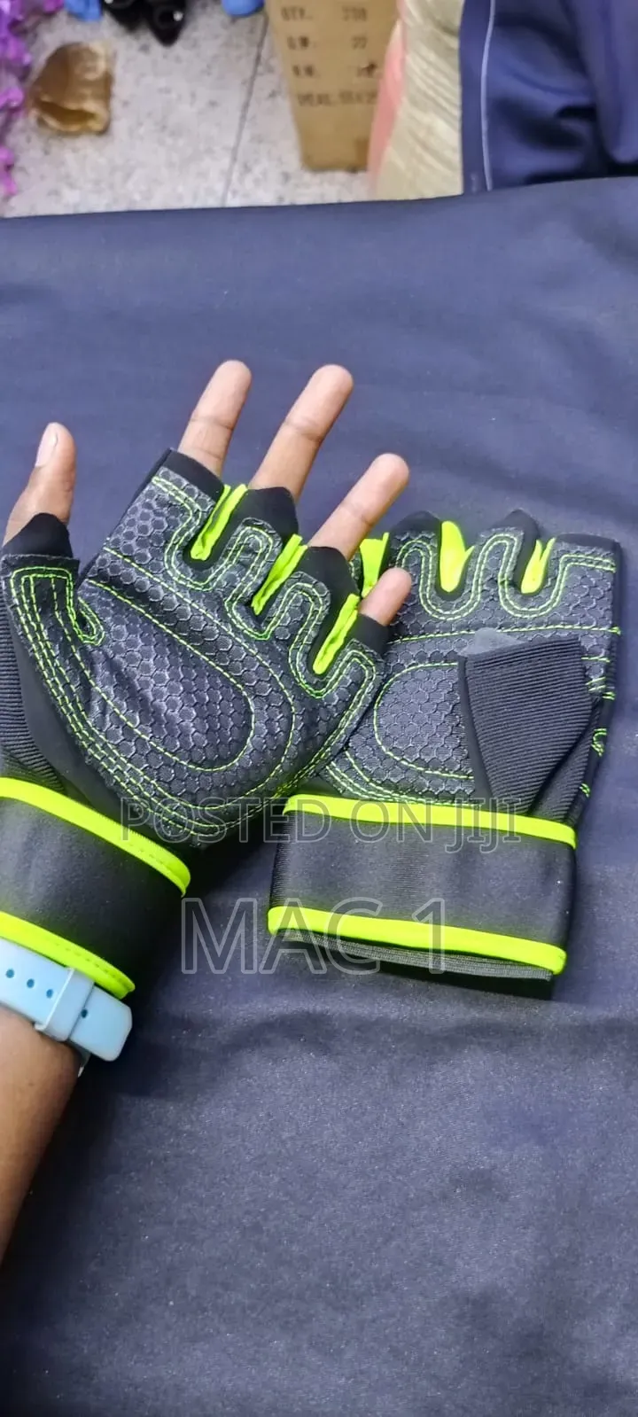 Heavy Duty Workout Gloves for Men Women – Non-Slip Grip