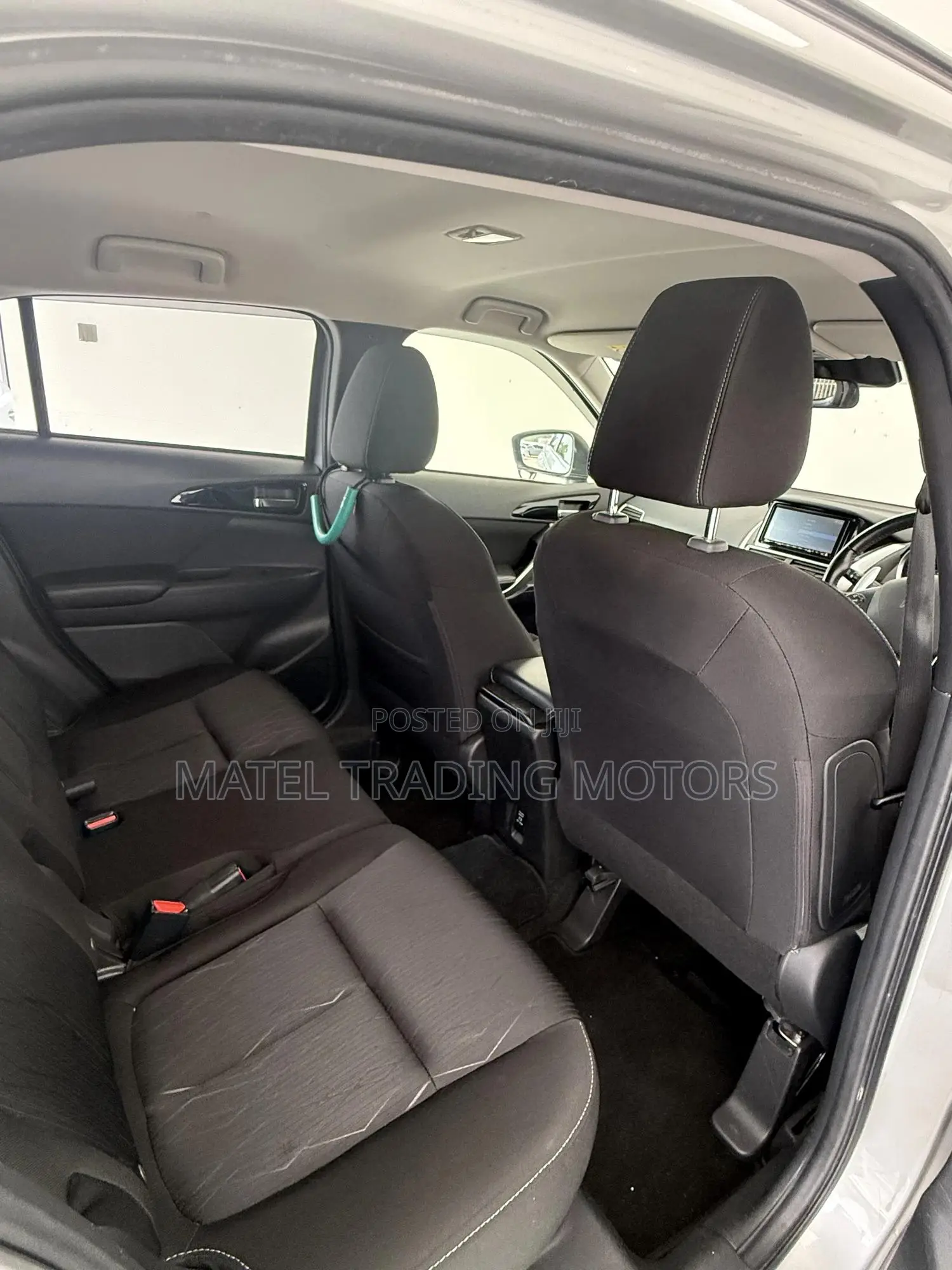 Mitsubishi Eclipse 2019 Silver
