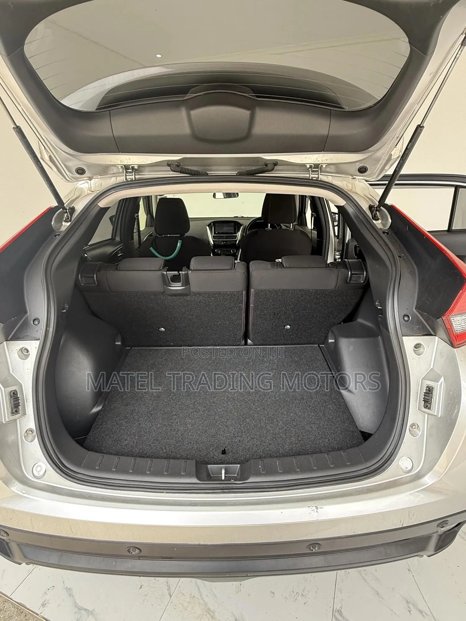Mitsubishi Eclipse 2019 Silver