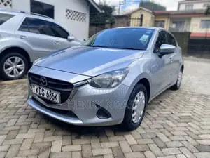 Mazda Demio 2017 Silver