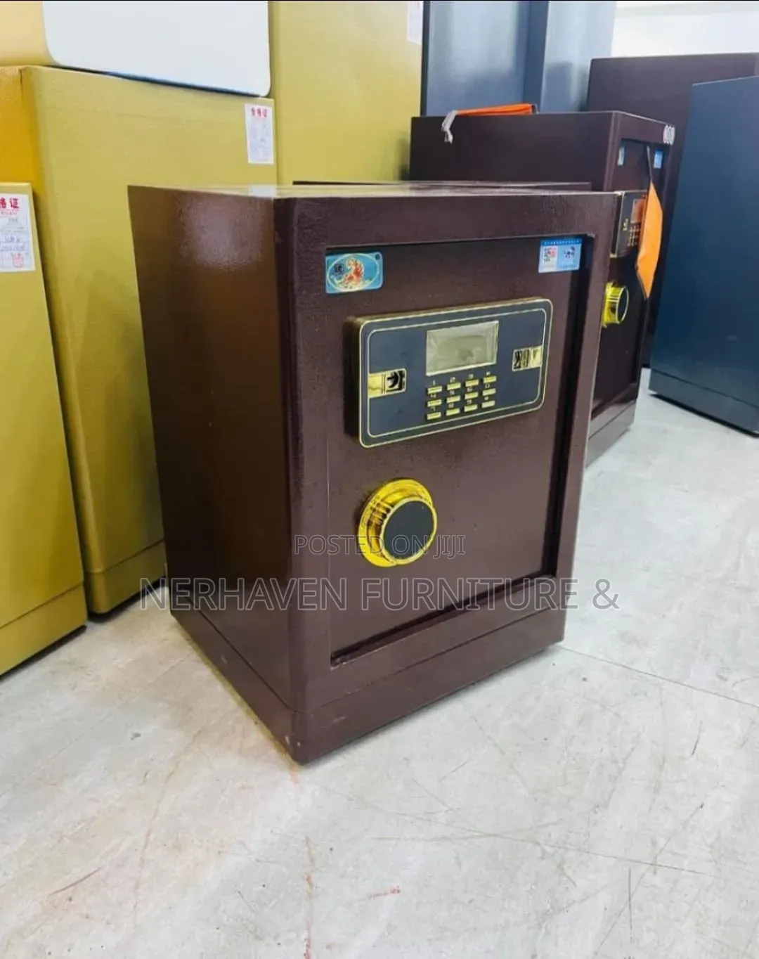 Fireproof Safe Box – Secure Lockable Storage For Cash And Documents