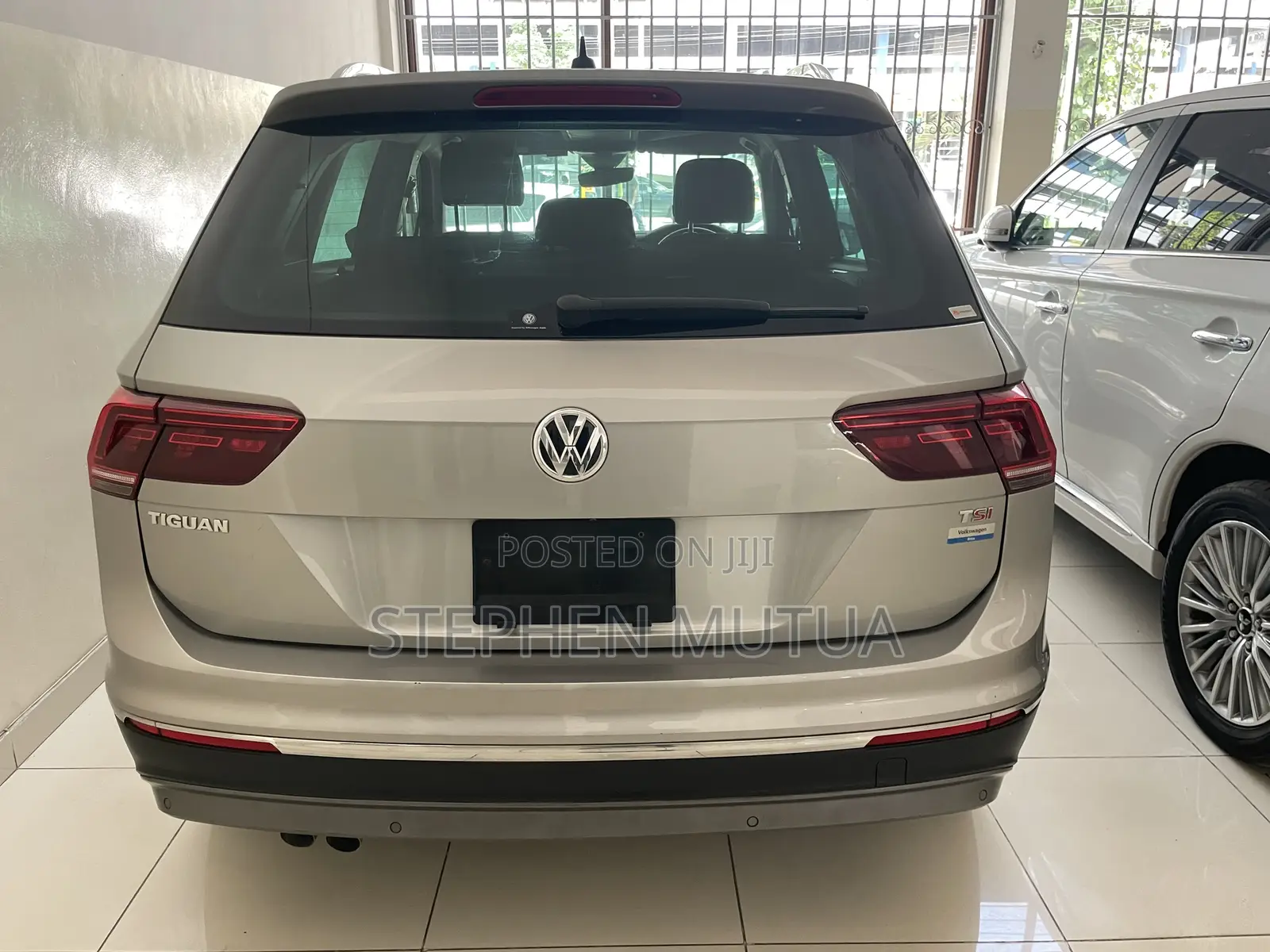 Volkswagen Tiguan 2019 Silver