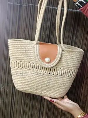 Brown Pattern Wooven Rattan Ladies Handbags/ Beach Bags With Snap Lock