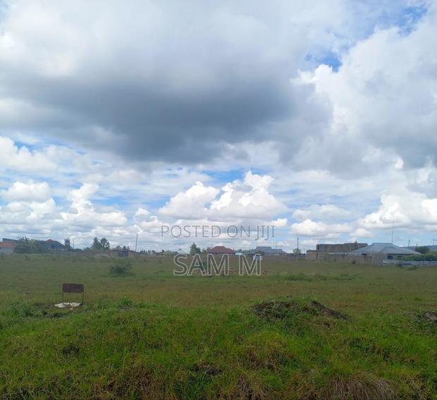 Landless 100*100. Prime Commercial/Residential. Kwa Jomo/Njomo