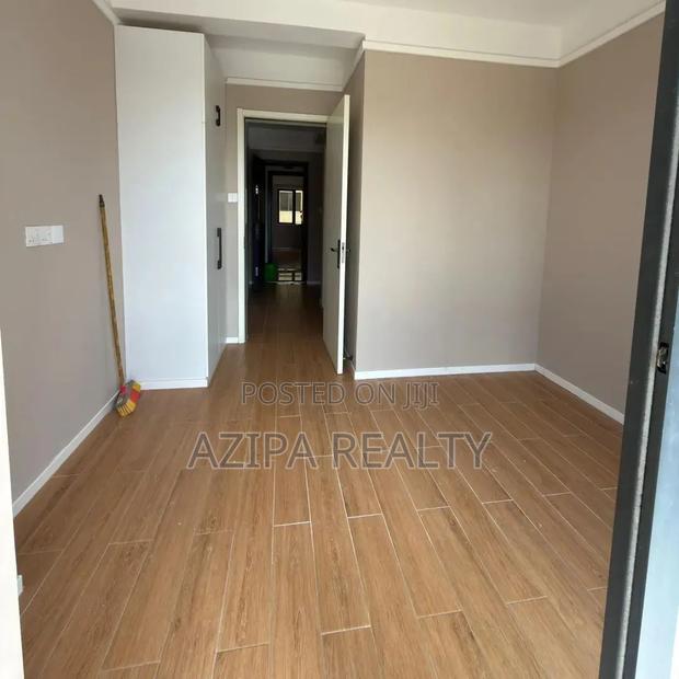 Studio Apartment in Wanyee, Riara, Junction for rent - thumbnail 3