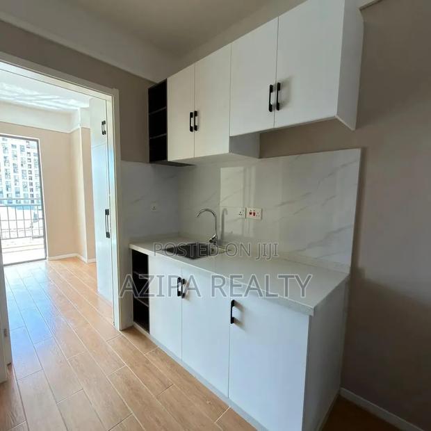Studio Apartment in Wanyee, Riara, Junction for rent - thumbnail 8