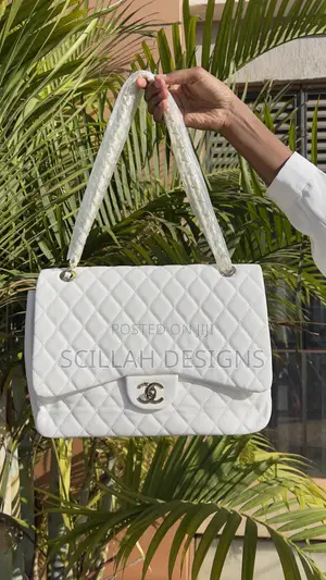 Quilted Chanel Slingbag