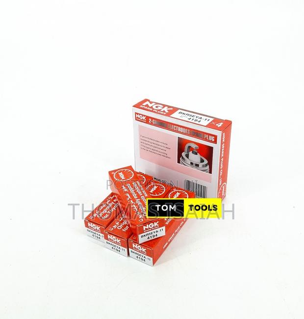 4pcs NGK 2 Ground Electrodes Spark Plugs Bkr5eya-11 - thumbnail 2