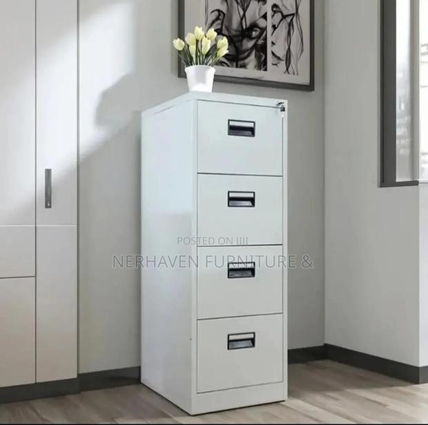 4-drawer Metallic Office Filing Cabinet – Modern File Storage Solution
