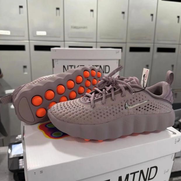 Nike Mind Pink 002 