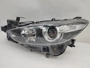Mazda Axela 2018 Headlights Right
