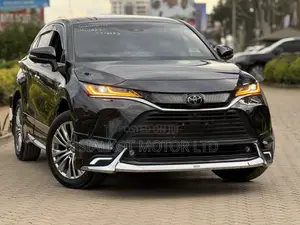 Toyota Harrier 2.0 2020 Black