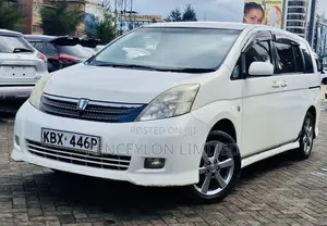 Toyota ISIS 1.8 Platana G edition 2006 White