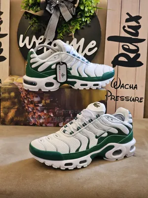 New Nike Tn Sneakers