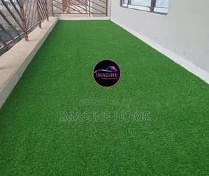 Bring Resort Style With Green Grass Carpet