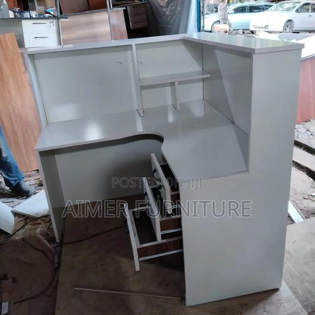 L-Shaped Receptionist Table - main view