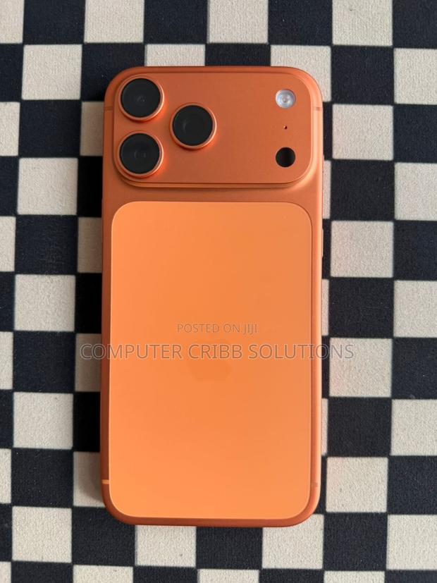 Apple iPhone 17 Pro 256 GB Orange - thumbnail 2