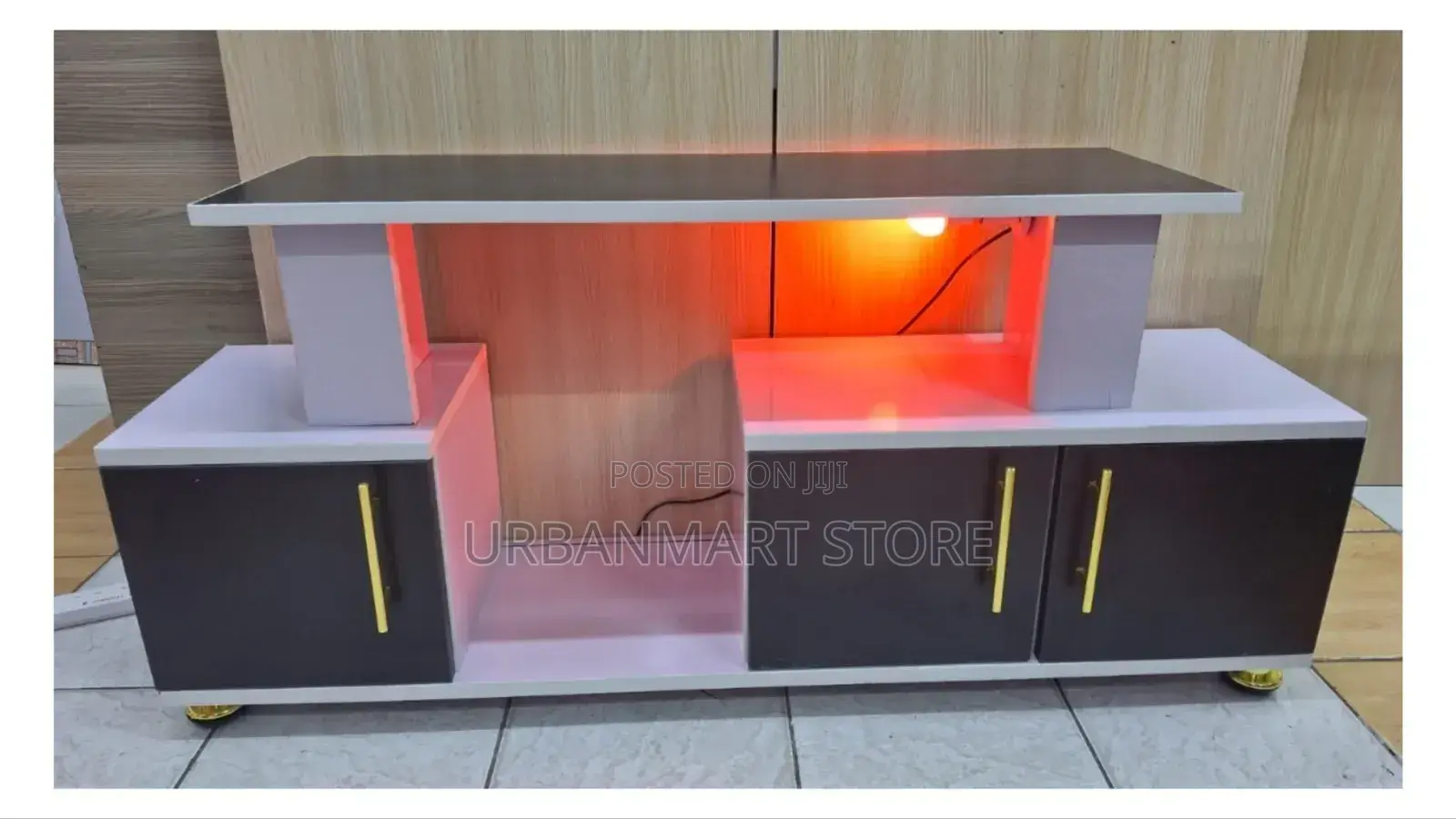 Istanbul Modern Tv Stand With Led Lights Storage