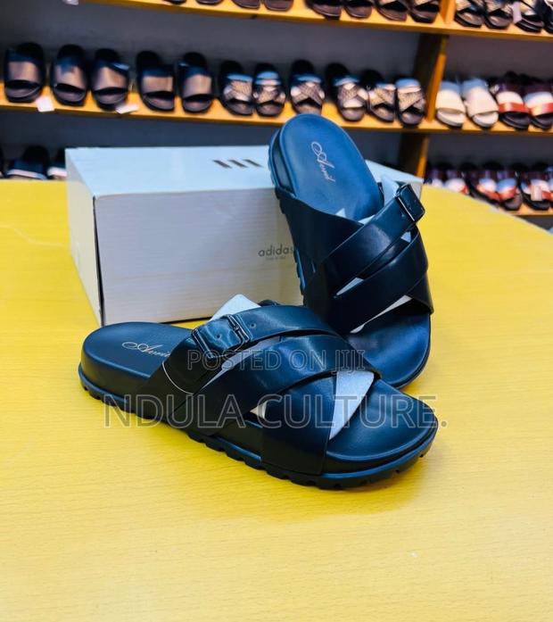 Avril Crisscross Sandals - thumbnail 4