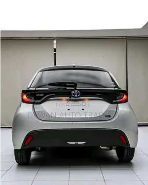 Toyota Yaris 2019 Silver