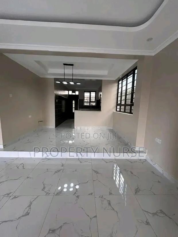 3bdrm Bungalow in Milimani for sale - thumbnail 2