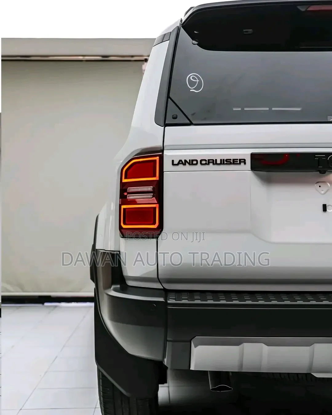Toyota Land Cruiser Prado 2023 White