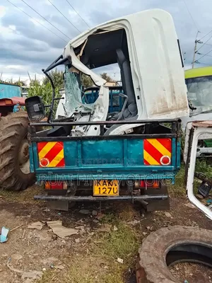 Toyota Dyna 1997 Blue