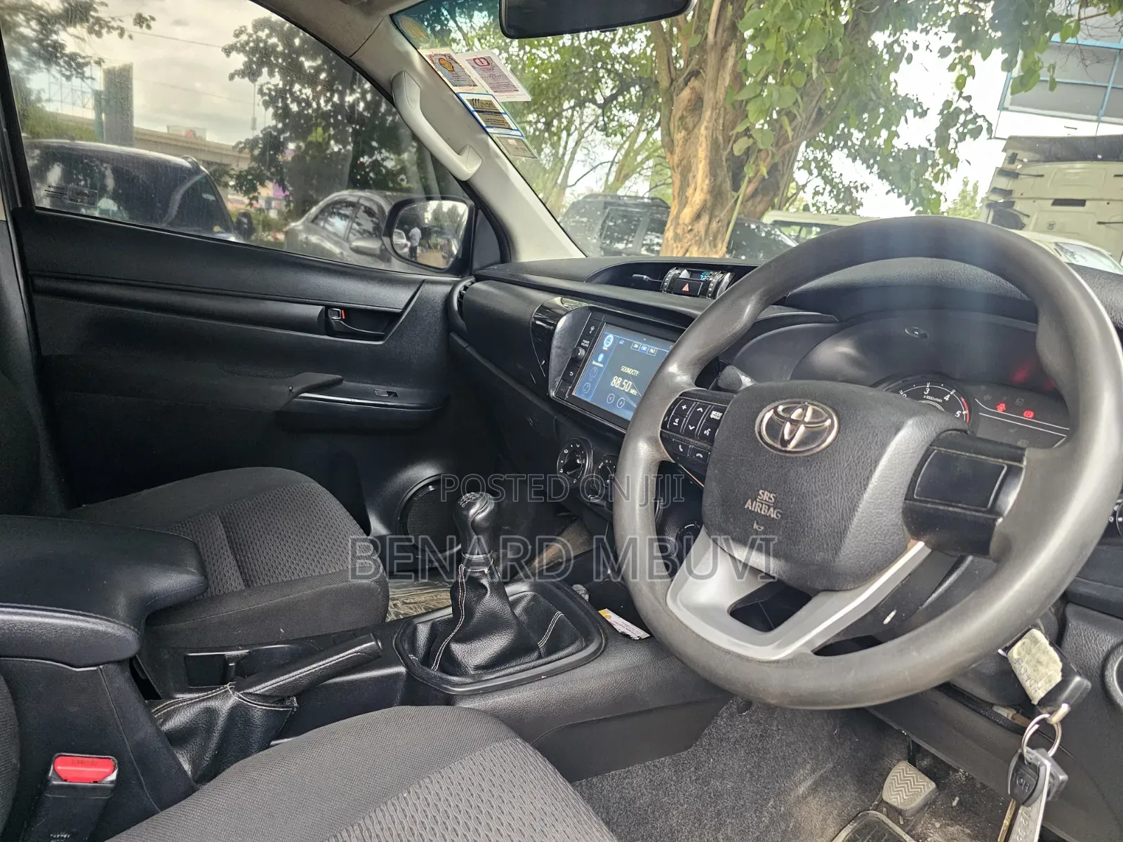 Toyota Hilux 2021 Gray