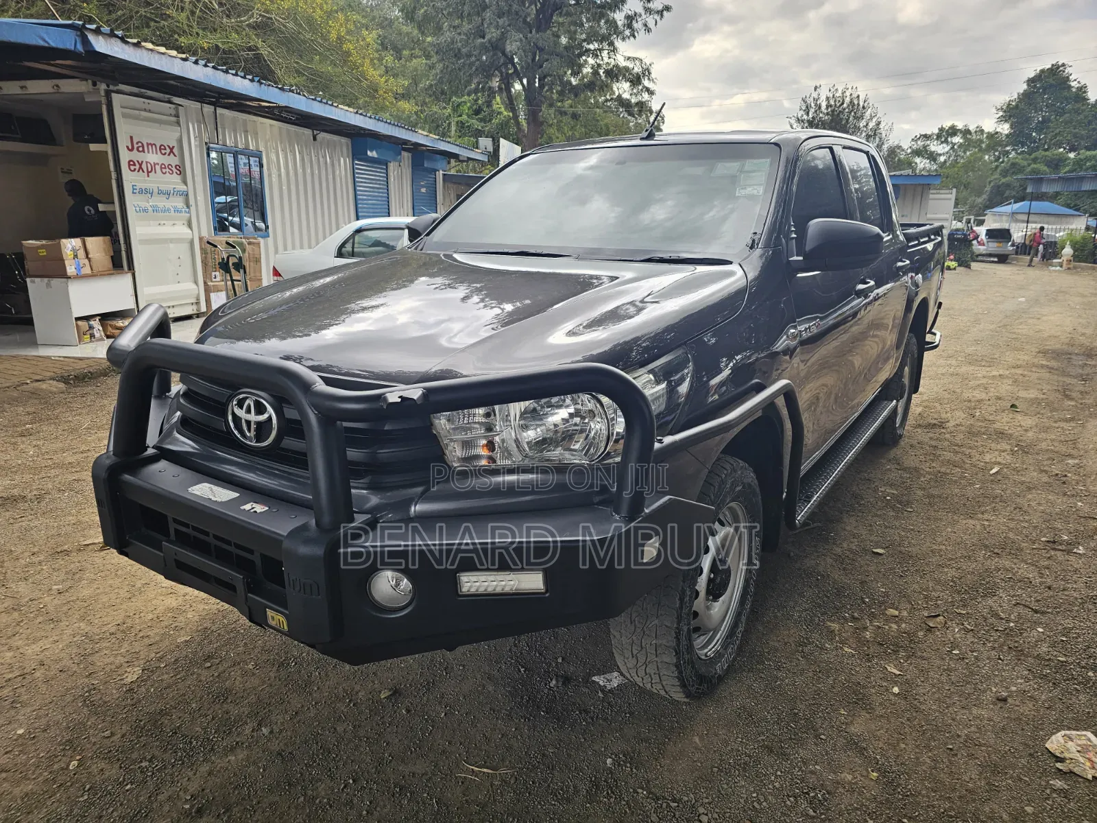 Toyota Hilux 2021 Gray