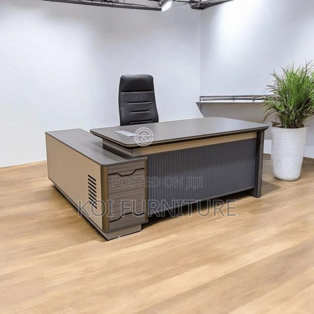 Office Desk; 1.8 Meters Executive Premium Commanding Desk - thumbnail 3