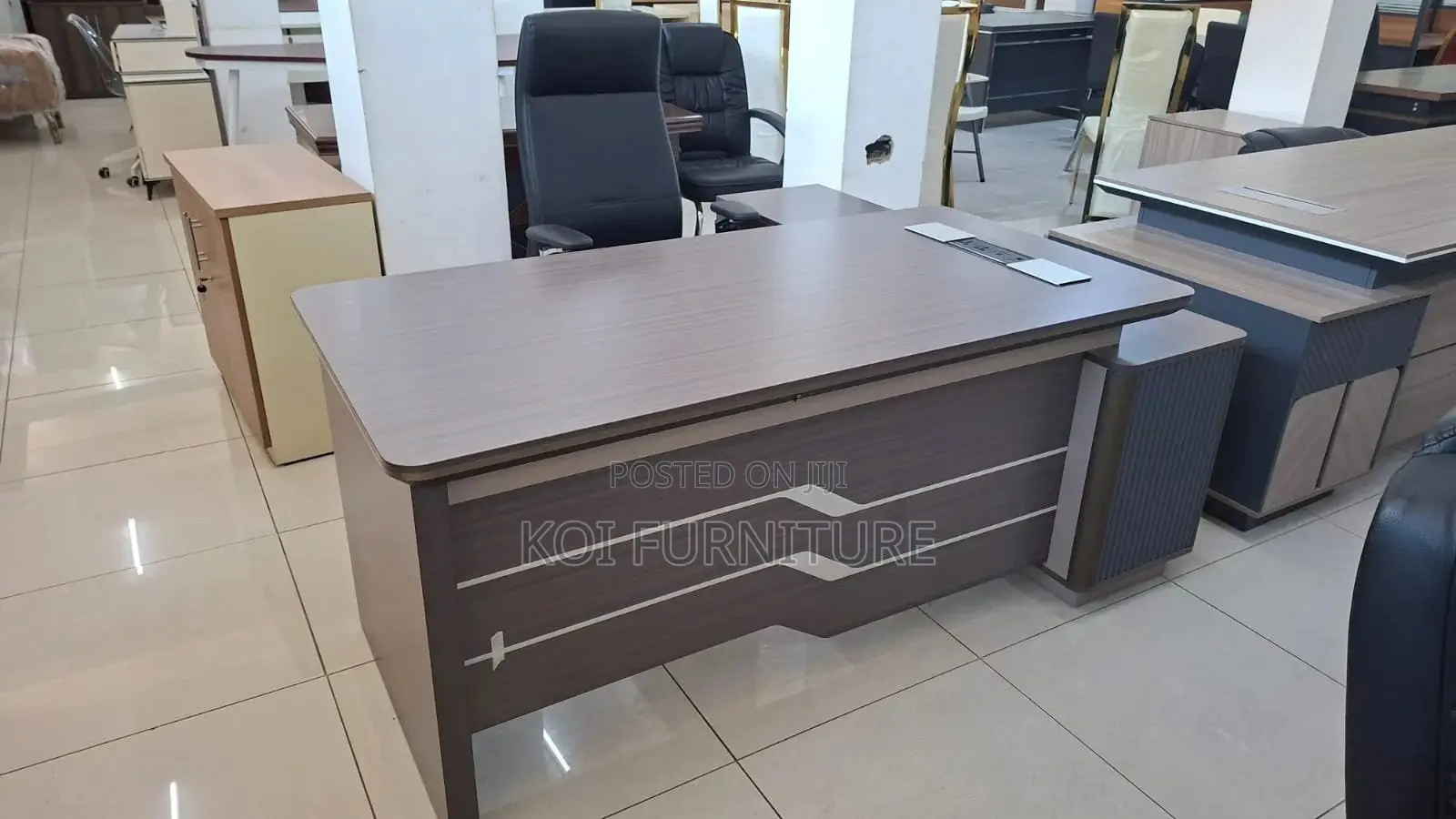 Office Desk; 1.8 Meters Executive Premium Commanding Desk