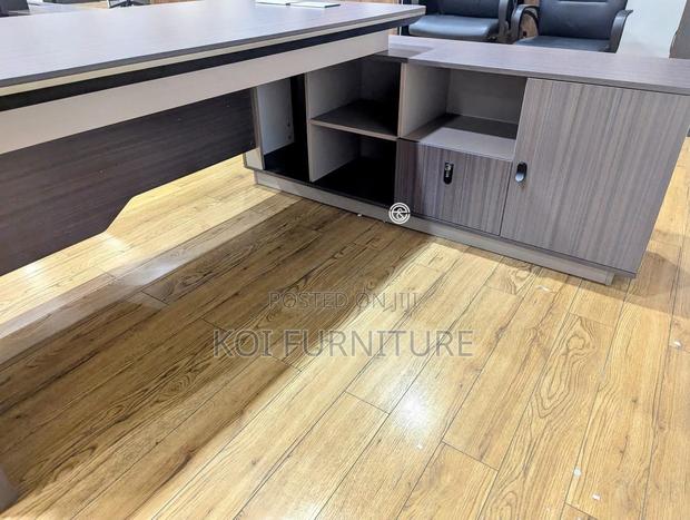 Office Desk; 1.8 Meters Executive Premium Commanding Desk - thumbnail 9