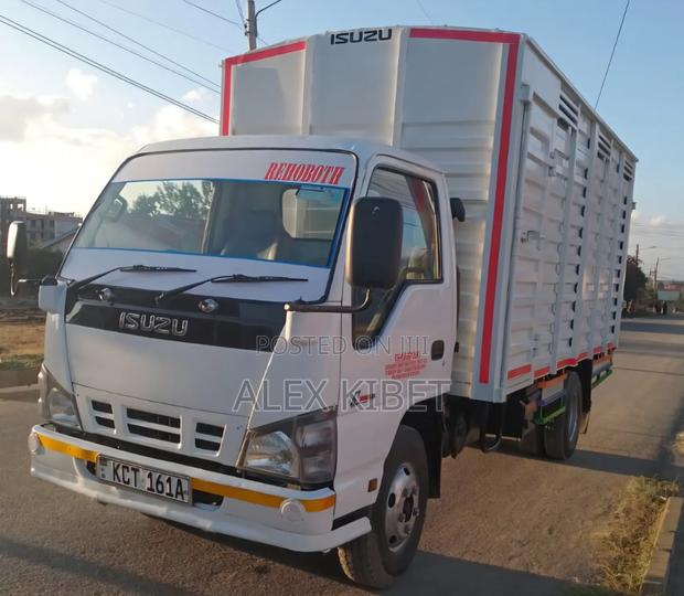 Iisuzu NKR - thumbnail 4
