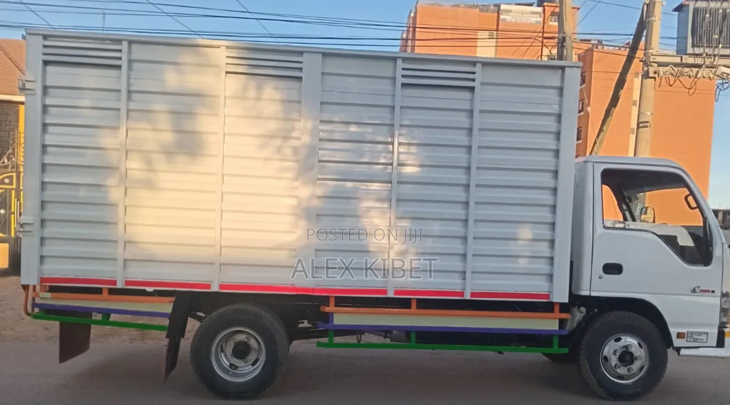 Iisuzu NKR