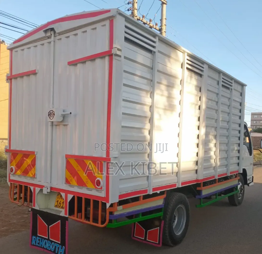 Iisuzu NKR