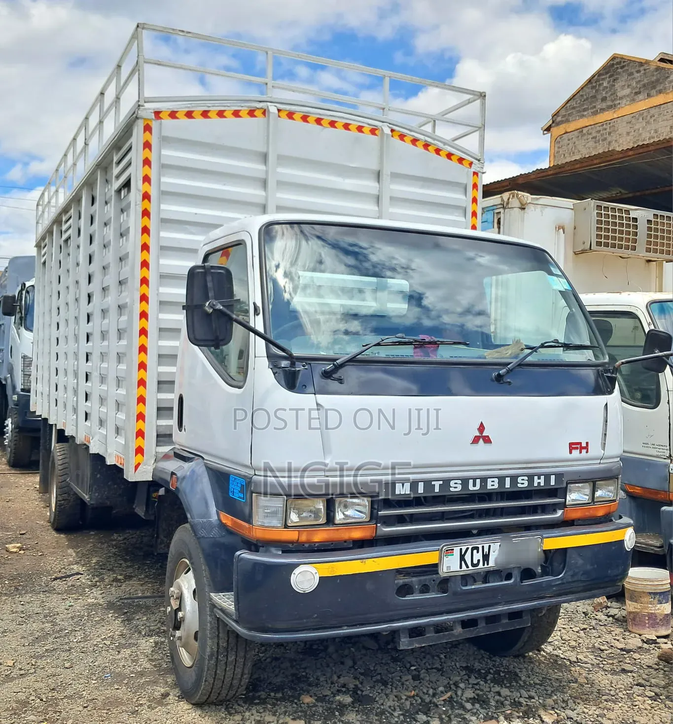 Mitsubishi Fh215 Lorry
