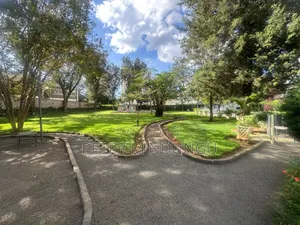 Kilimani-Very Prime and Rare Gem; 1.22acres , Title