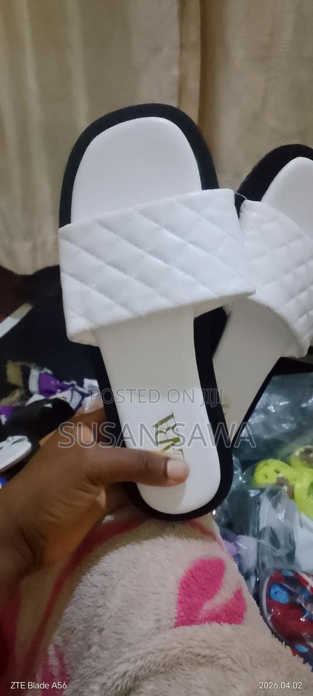 Zara Shoes - thumbnail 2