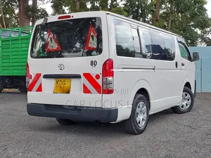 Toyota HiAce 2014 White