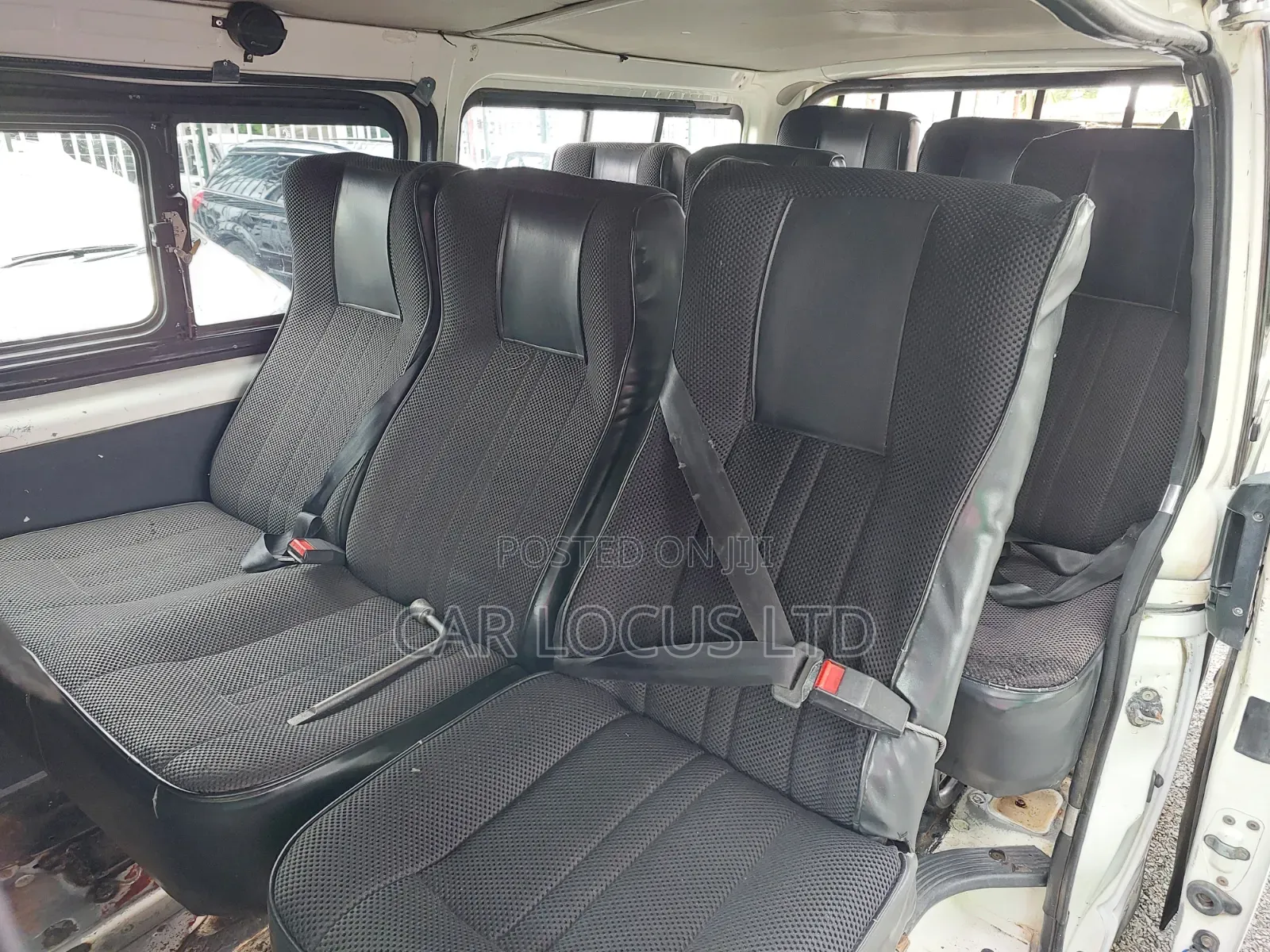 Toyota HiAce 2014 White