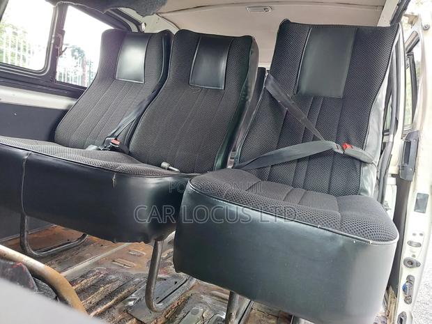 Toyota HiAce 2014 White - thumbnail 8