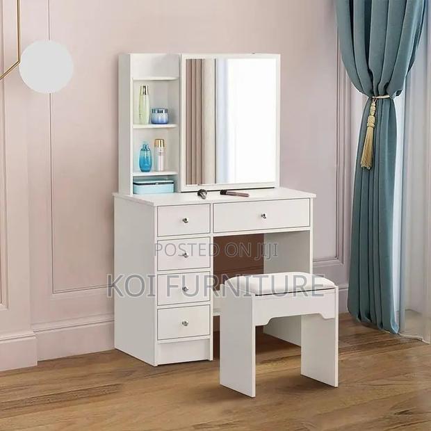 Dressers; Modern Home Dressing Room Vanity Set With Mirrors - thumbnail 10