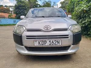 Toyota Succeed 2018 Silver
