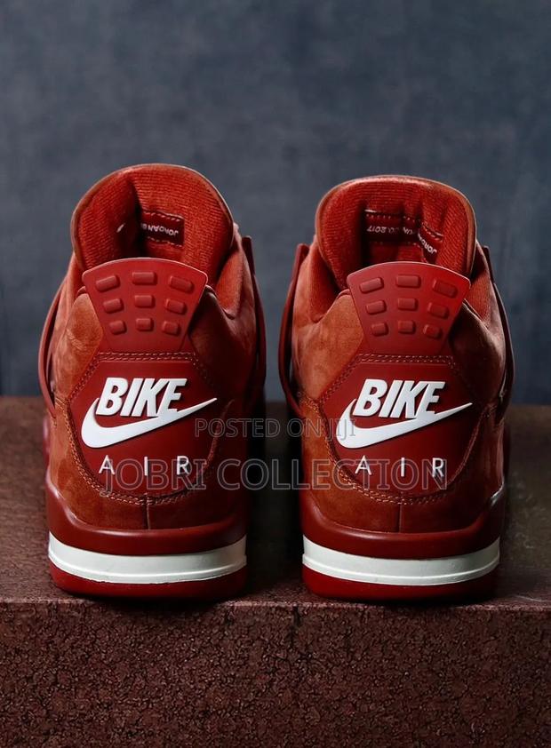 Air Jordan 4 Retro Og “Nigel Sylvester Brick by Brick Sneakers - thumbnail 3