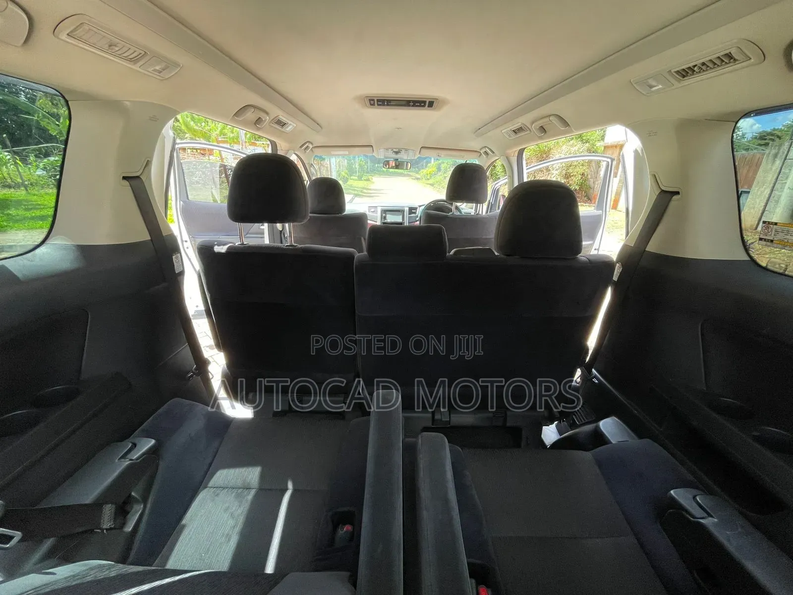 Toyota Alphard 2010 White