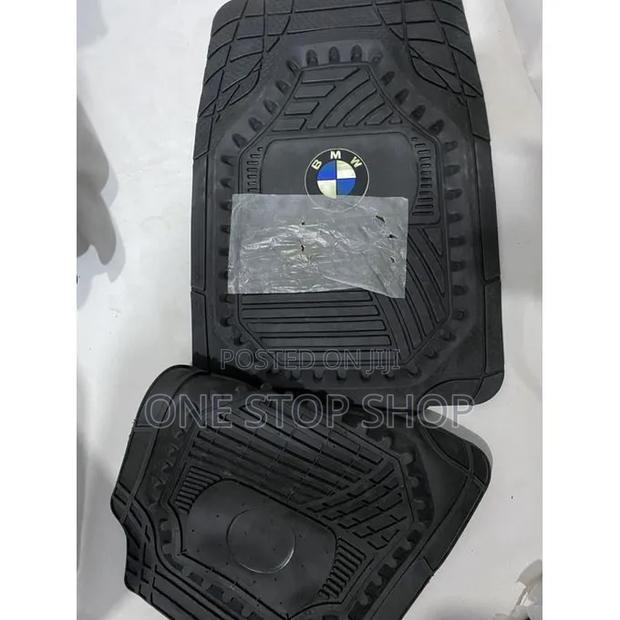 BMW Nonslip Rubber/PVC to Trap Dirt,Mud,Water