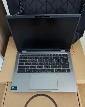 New Laptop Dell Latitude 7450 32GB Intel Core Ultra 7 SSD 512GB