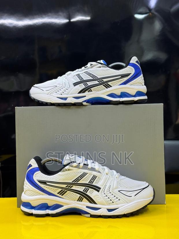 Trendy Quality Sneakers