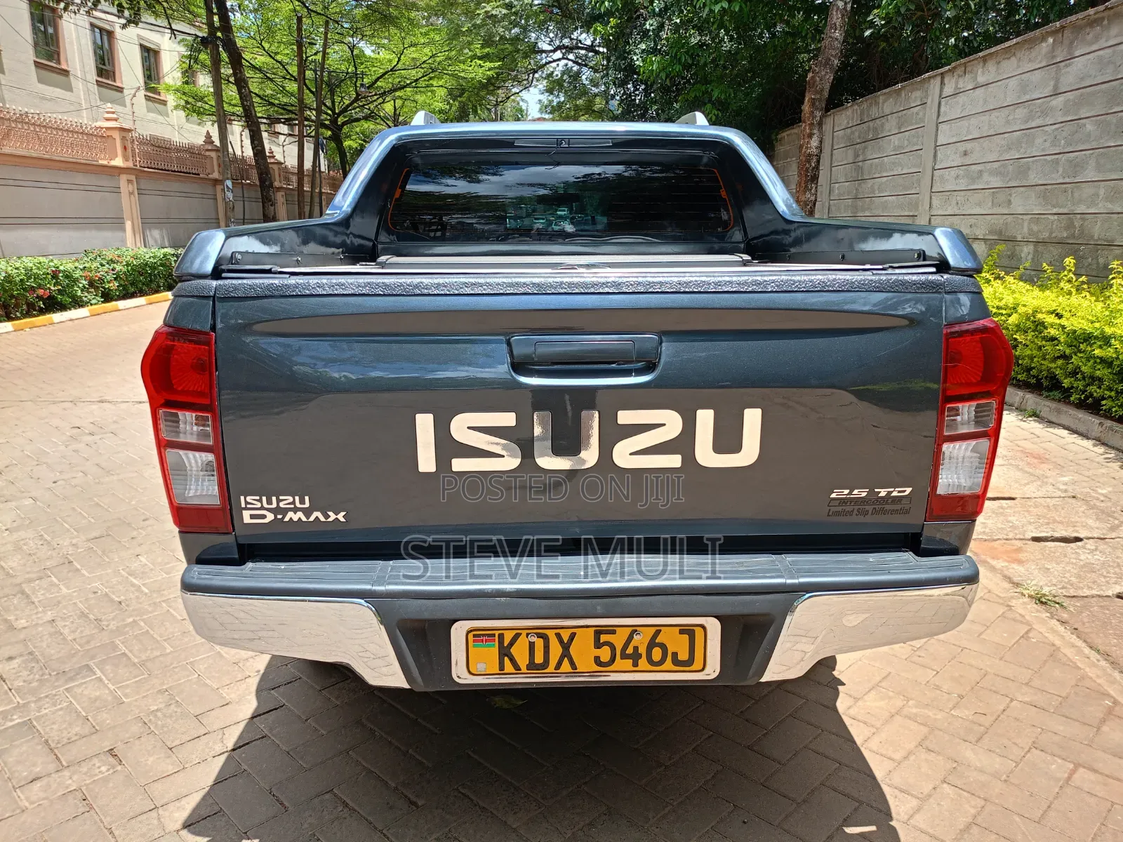 Isuzu D-MAX 2018 Gray